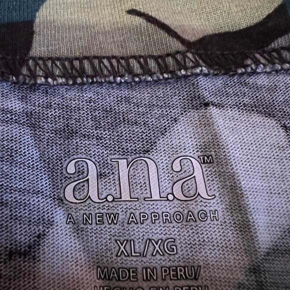 Ana 3/4 Sage, navy, and teal Floral knit top size XL - Picture 3 of 4